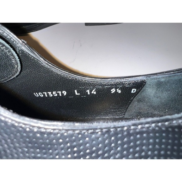 $850 SALVATORE FERRAGAMO - "FARNESE" Textured Black Oxfords - 9.5 D - Picture 9 of 10